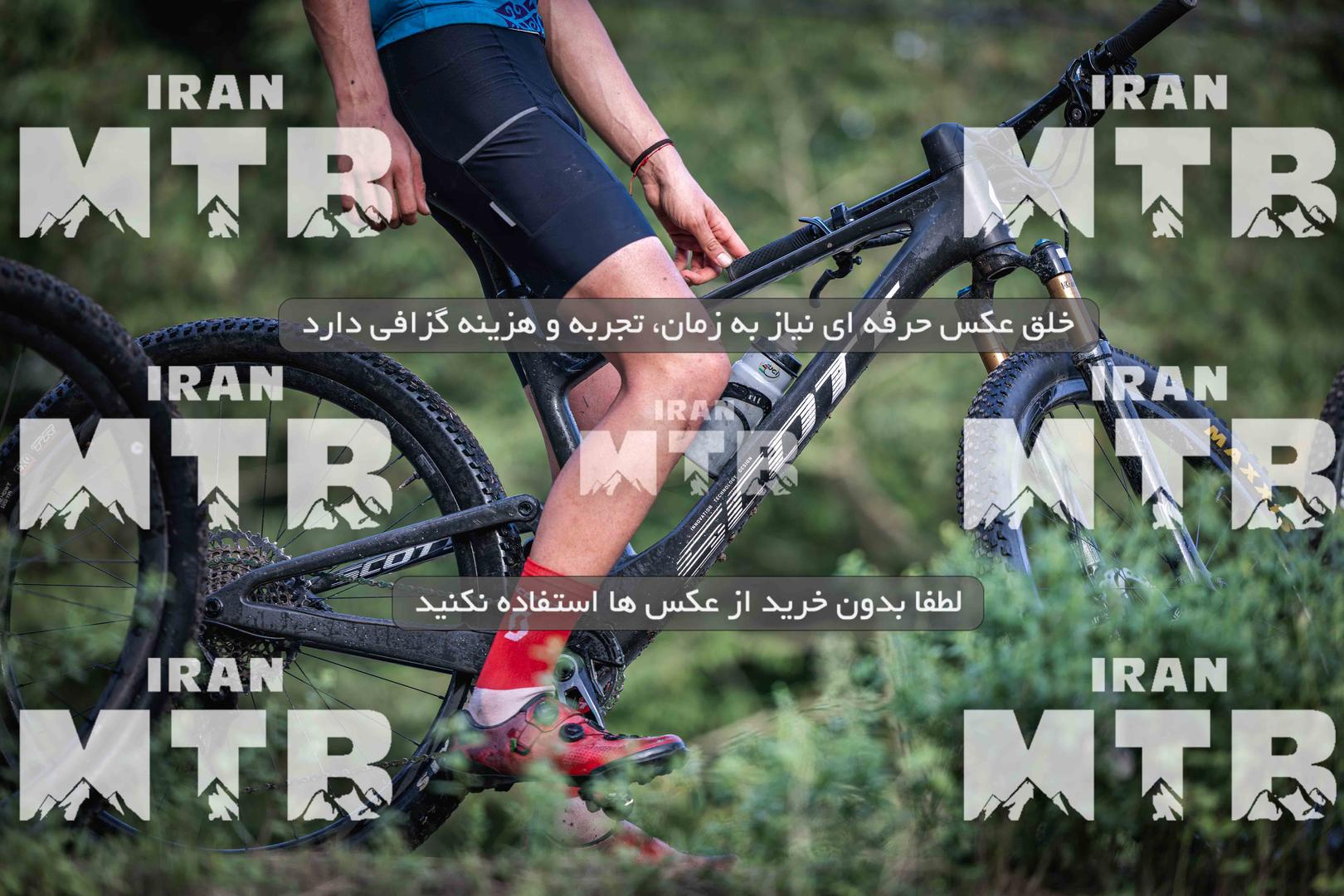 عکس مسابقه لیگ مرحله اول 1405 آقایان جوانان